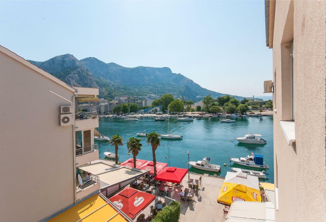 Modern new flat next to river Cetina Omiš Eksteriør billede